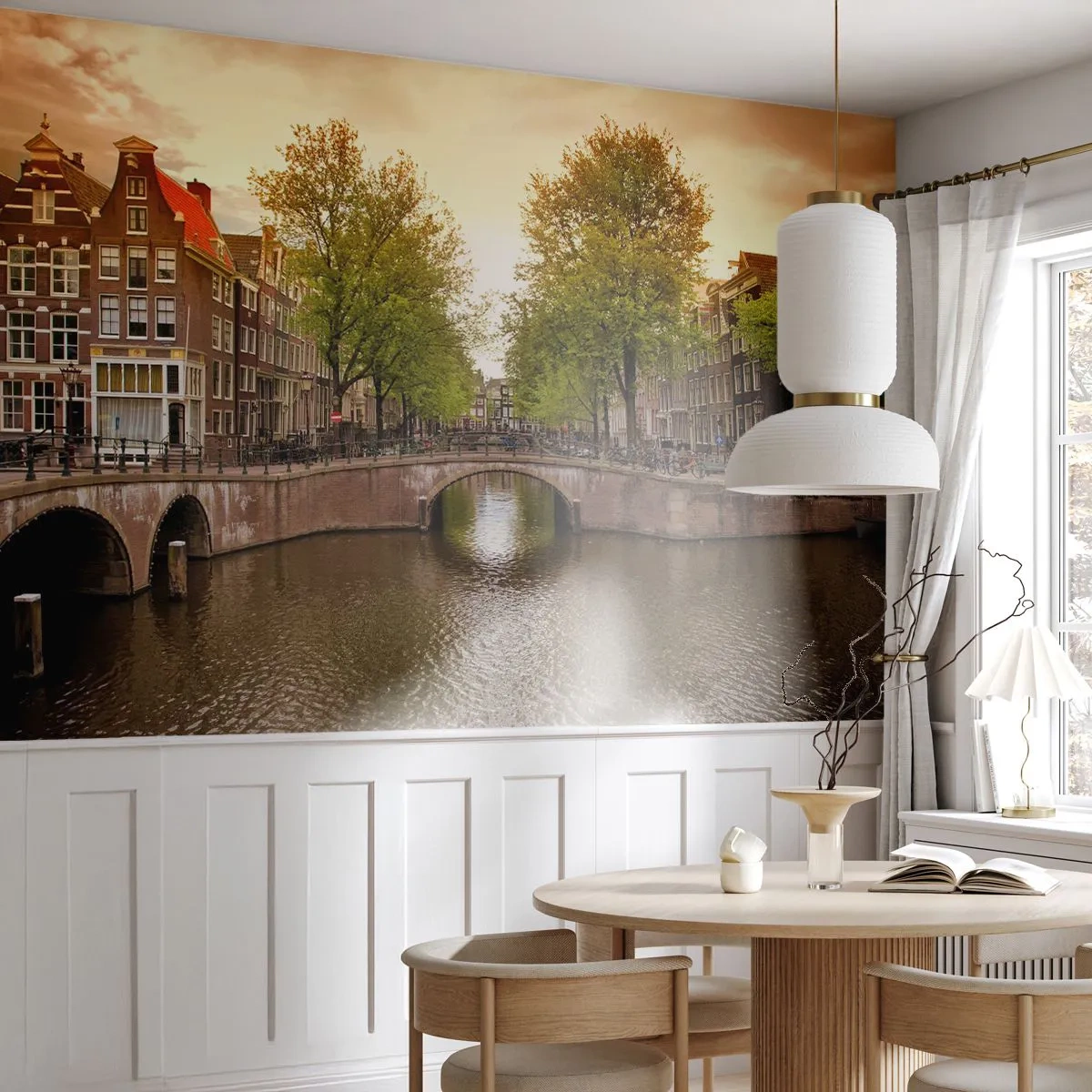 Zelfklevend Fotobehang Deluxe Sticker - Met de boot of met de fiets? - Stad, Amsterdam, Bootbrug Kanaal - 250x175 cm