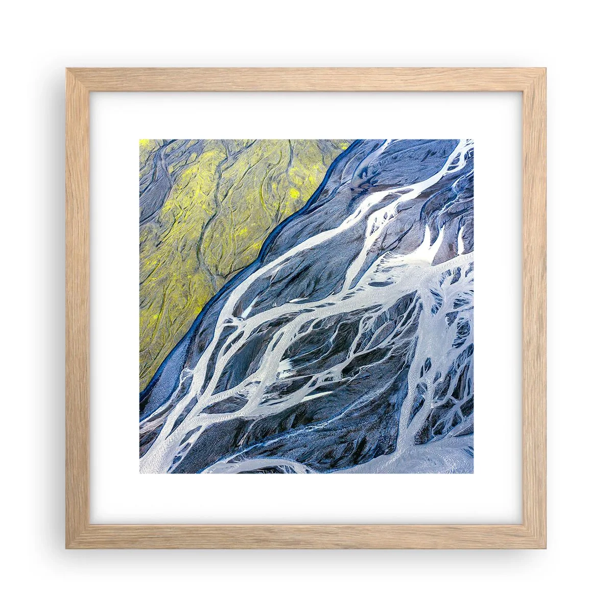 Een poster in een licht eiken lijst - Rotstekeningen van de natuur - 30x30 cm