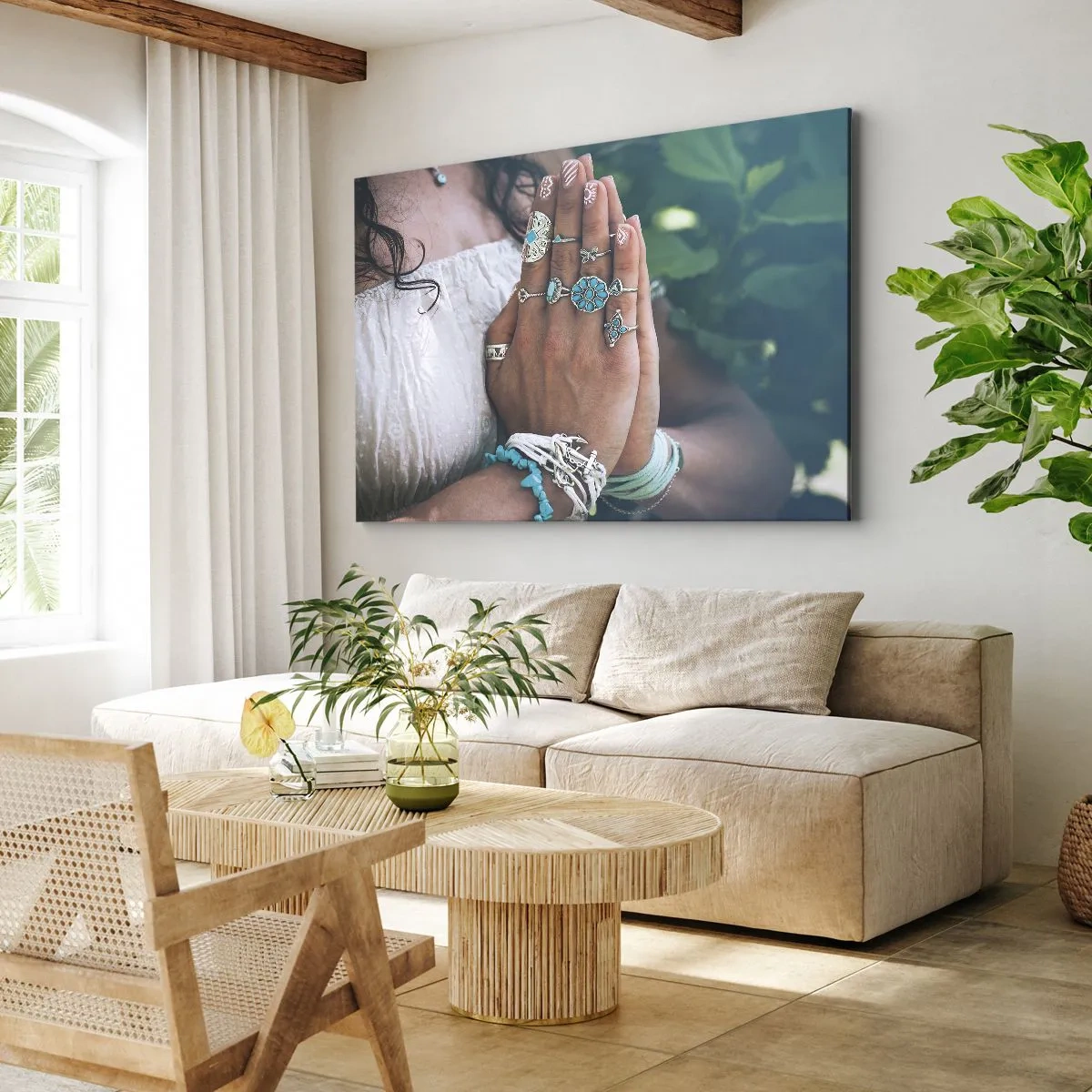Schilderen op canvas - Handen versierd met boho-sieraden - 70x50cm - Welkom in het centrum van het zijn - Moderne wanddecoratie voor woonkamer en slaapkamer ARTTOR