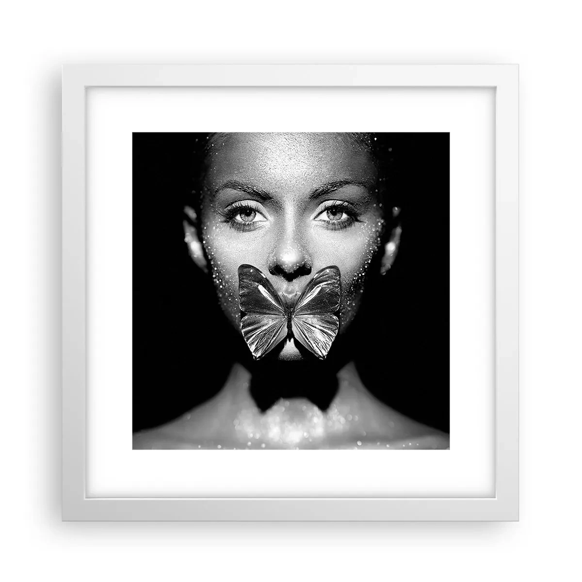 Poster in een witte lijst - Vlinder kus - 30x30 cm