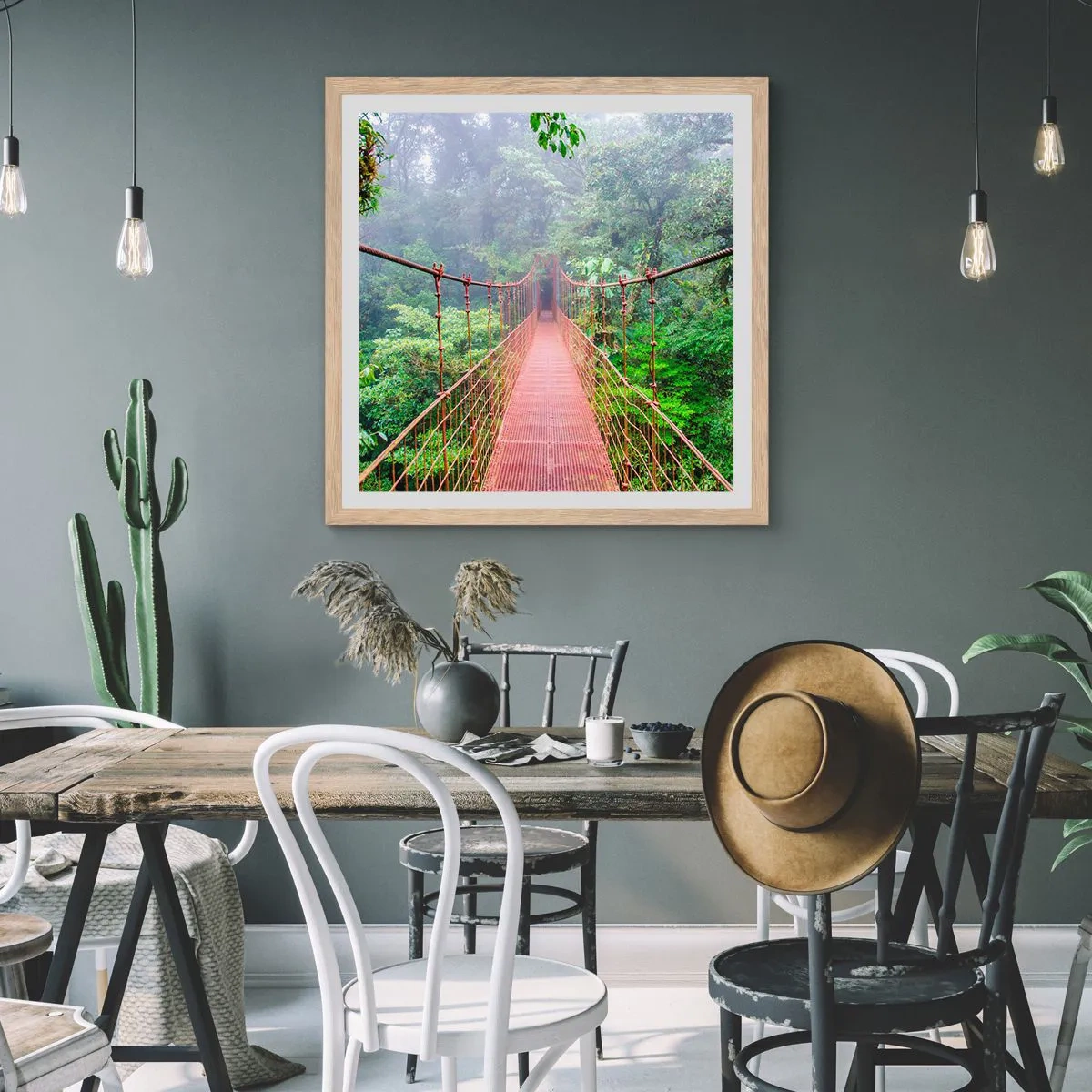 Een poster in een licht eiken lijst - Opgehangen over de kronen - 30x30 cm