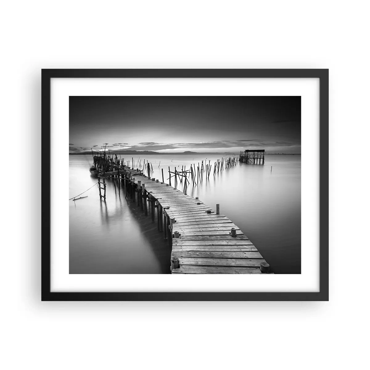 Poster in een zwarte lijst - De rust van een vergeten kust - 50x40 cm