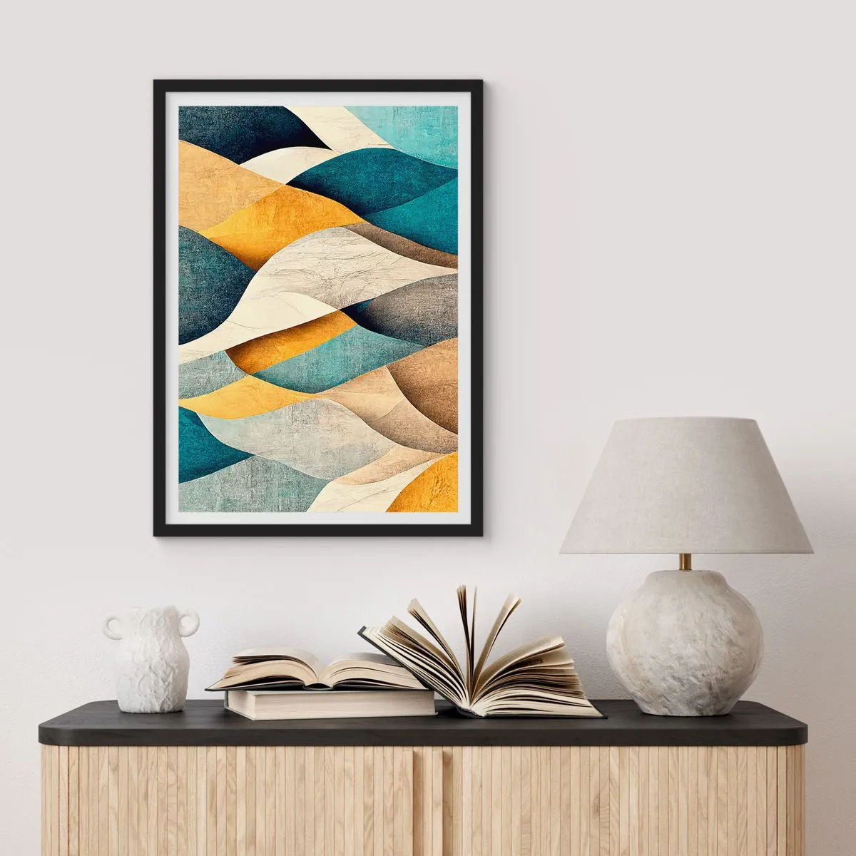 Poster in een zwarte lijst - Een abstracte compositie van golvende vormen in de kleuren goud en blauw. - 50x70cm - Ritme en beweging - Moderne wanddecoratie voor woonkamer en slaapkamer ARTTOR