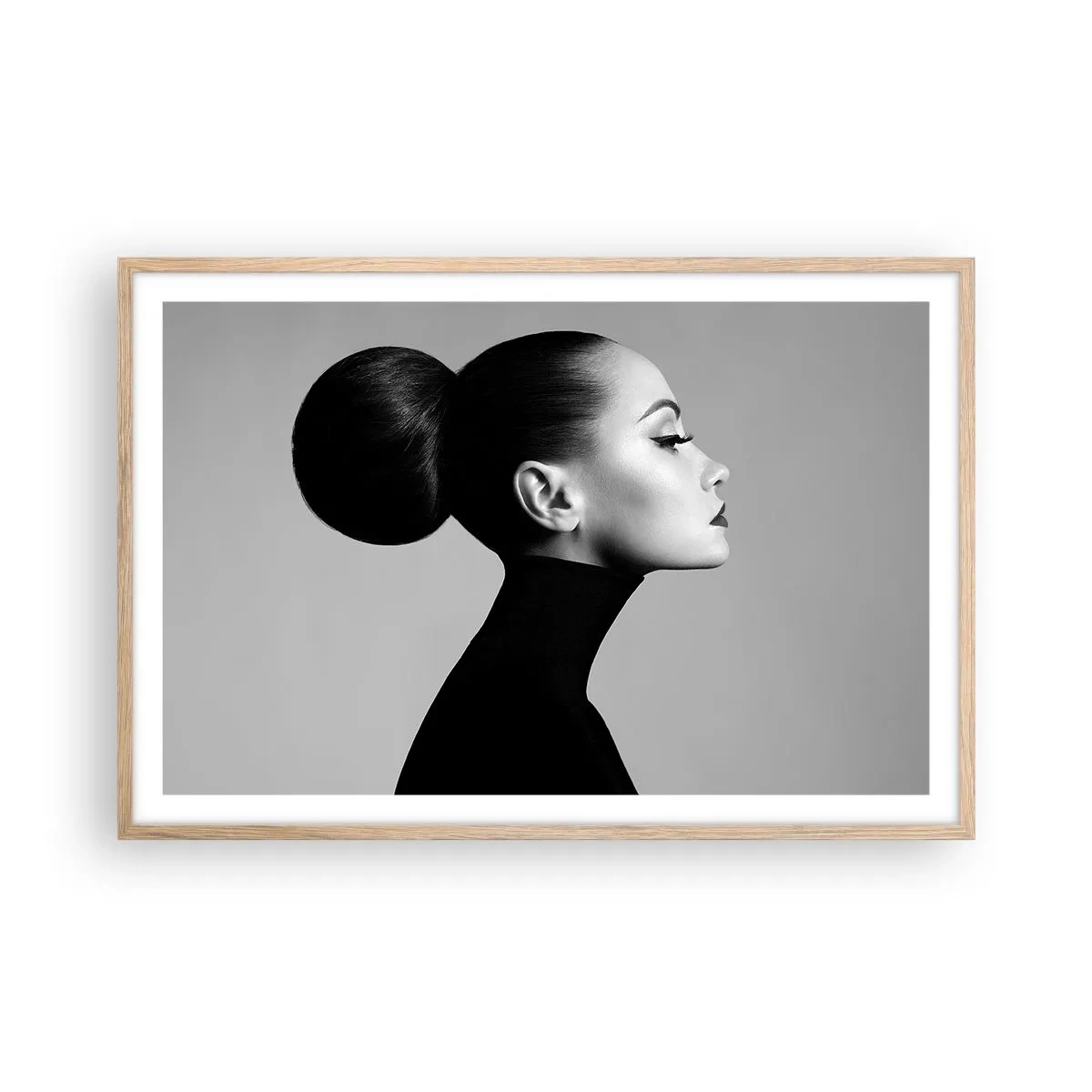 Een poster in een licht eiken lijst - Moderne Nefertiti - 91x61 cm