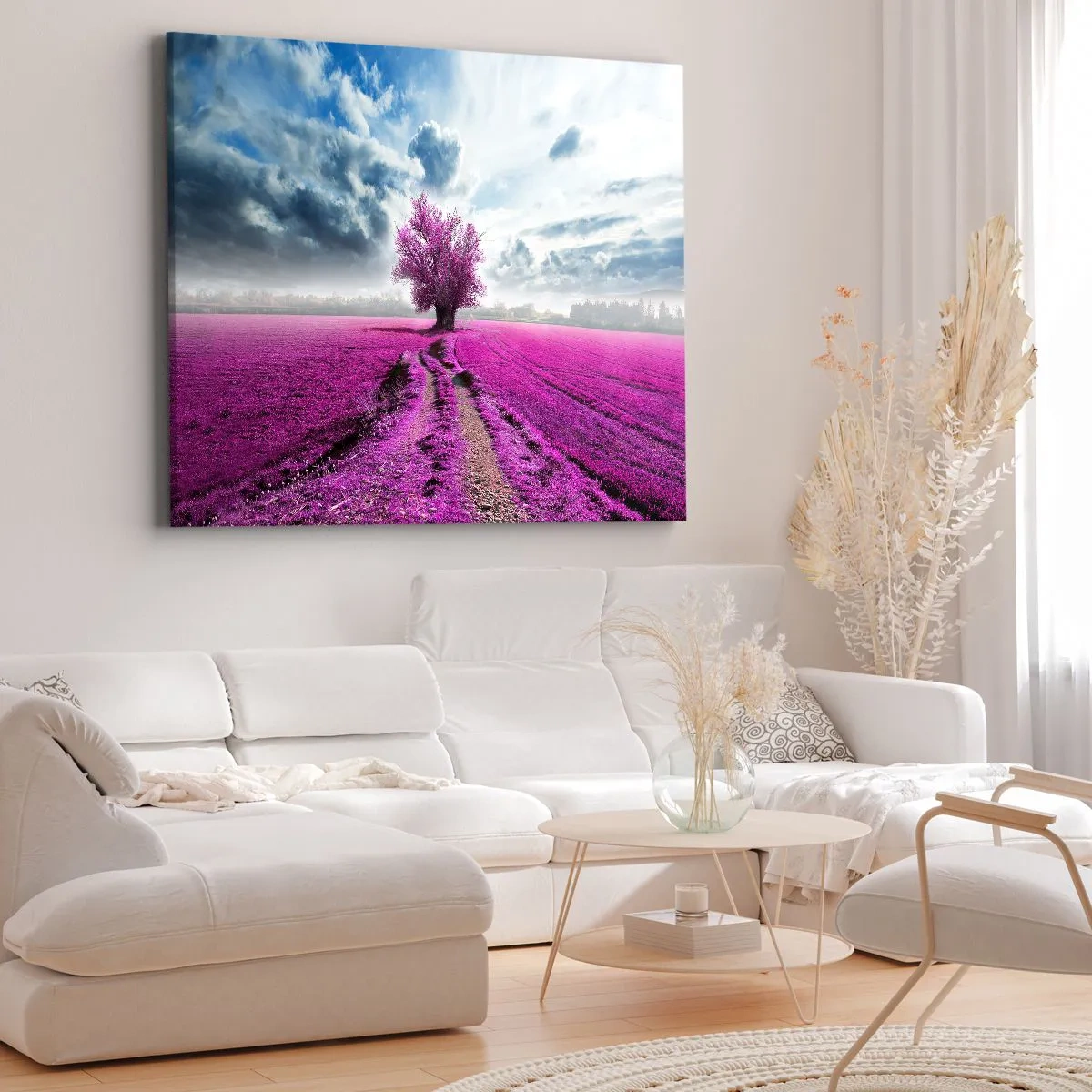 Schilderen op canvas - Een eenzame boom in een veld in een intens roze tint - 70x50cm - Heide - heilige plek - Moderne wanddecoratie voor woonkamer en slaapkamer ARTTOR