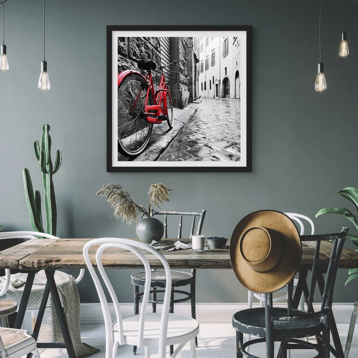 Poster in een zwarte lijst - Echte schoonheid verveelt niet - 50x50 cm