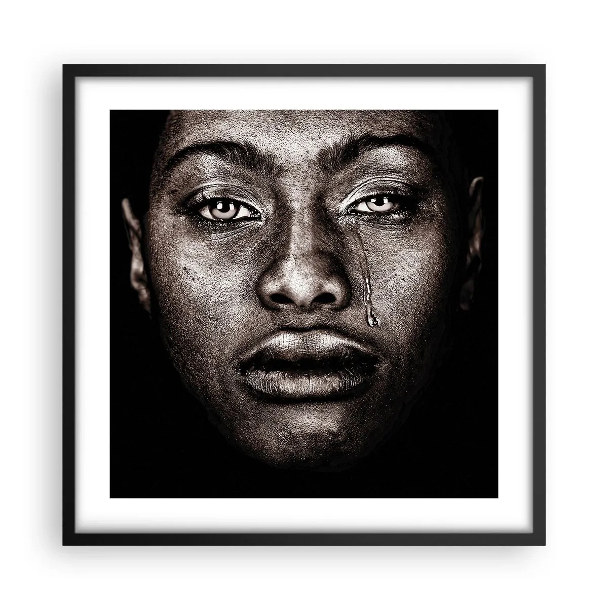 Poster in een zwarte lijst - een traan - 50x50 cm