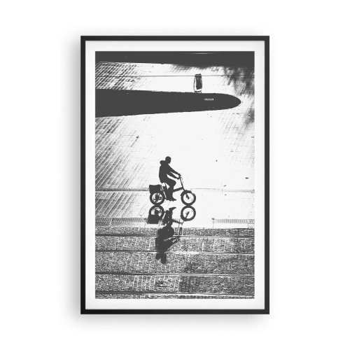 Poster in een zwarte lijst - Voor mij, door de stad - 61x91 cm