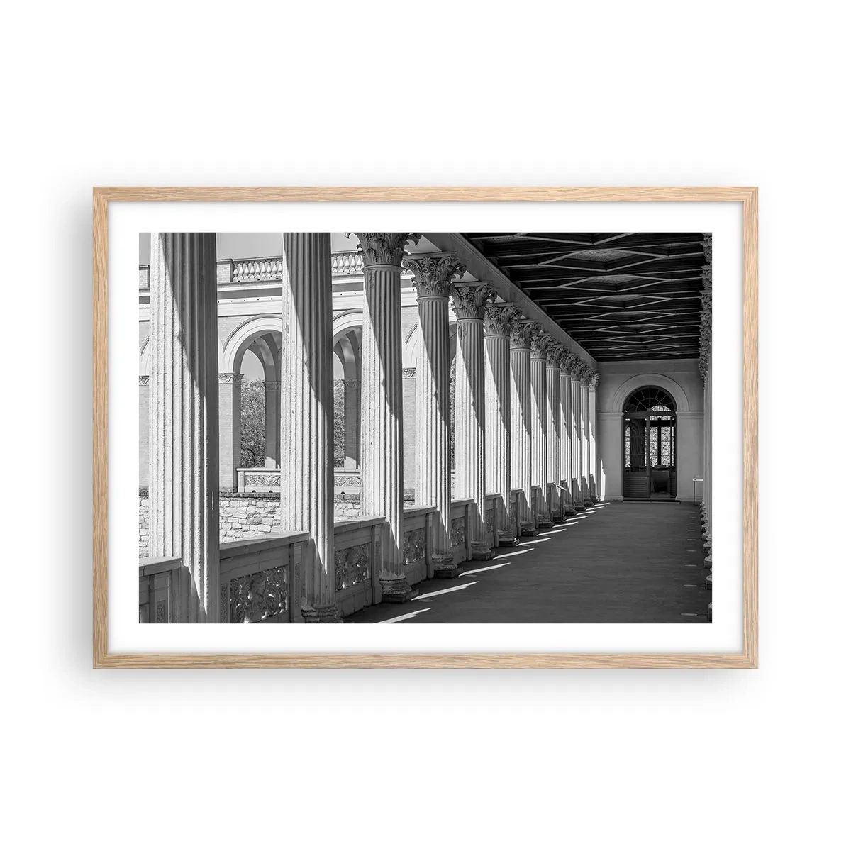 Een poster in een licht eiken lijst - Zonnige arcade - 70x50 cm