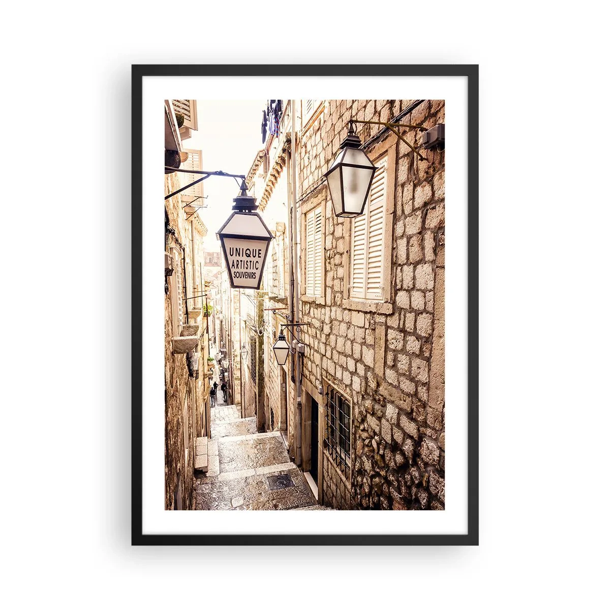 Poster in een zwarte lijst - Een charmante stenen straat met lantaarns en trappen - 50x70cm - Een charmant steegje - Moderne wanddecoratie voor woonkamer en slaapkamer ARTTOR