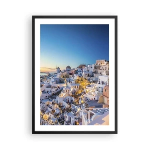 Poster in een zwarte lijst - Uitzicht op de verlichte huizen op Santorini bij zonsondergang - 50x70cm - De essentie van Grieksheid - Moderne wanddecoratie voor woonkamer en slaapkamer ARTTOR