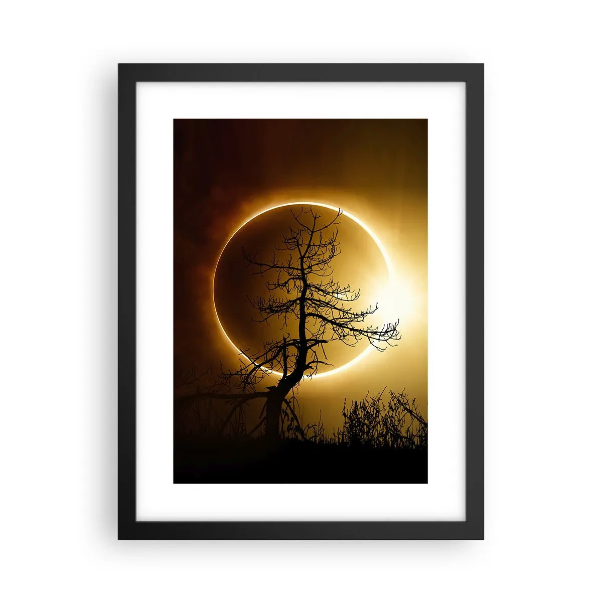 Poster in een zwarte lijst - Totale zonsverduistering - 30x40 cm