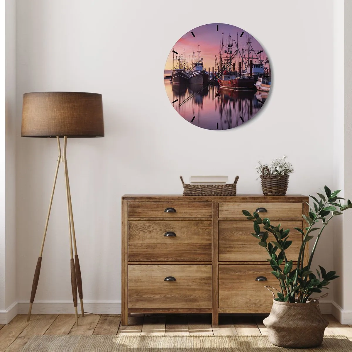 Wandklok - Klok - Vissersboten aangemeerd in de haven bij zonsondergang - 30x30cm - Voor de volgende dag - Moderne wanddecoratie voor woonkamer, keuken en slaapkamer ARTTOR