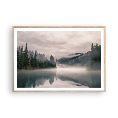 Een poster in een licht eiken lijst - In reflectie, in de mist - 100x70 cm