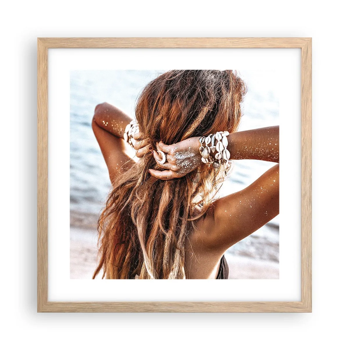 Een poster in een licht eiken lijst - Een zusje van water en zon - 40x40 cm