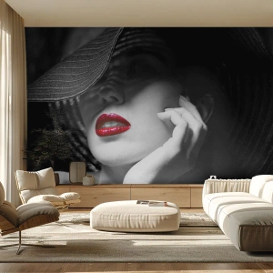 Zelfklevend Fotobehang Deluxe Sticker - Een studie in scharlaken - Vrouw, rode lippen, Mode - 450x315 cm
