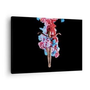 Schilderen op canvas - Een danseres omringd door kleurrijke rook op een zwarte achtergrond - 70x50cm - In volle bloei - Moderne wanddecoratie voor woonkamer en slaapkamer ARTTOR