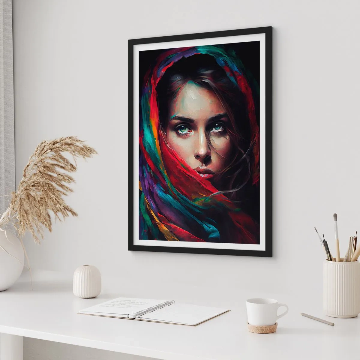 Poster in een zwarte lijst - Portret van een vrouw met een kleurrijke sjaal - 50x70cm - Mysterie met groene ogen - Moderne wanddecoratie voor woonkamer en slaapkamer ARTTOR