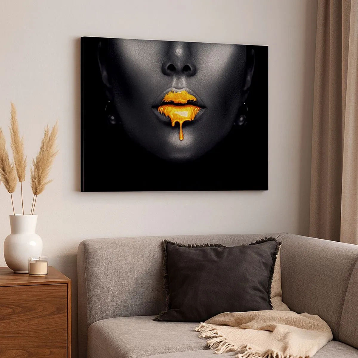 Schilderen op canvas - Zwart-gouden portret van een vrouw met een druppel goud op haar lippen - 70x50cm - Goldmouth - Moderne wanddecoratie voor woonkamer en slaapkamer ARTTOR