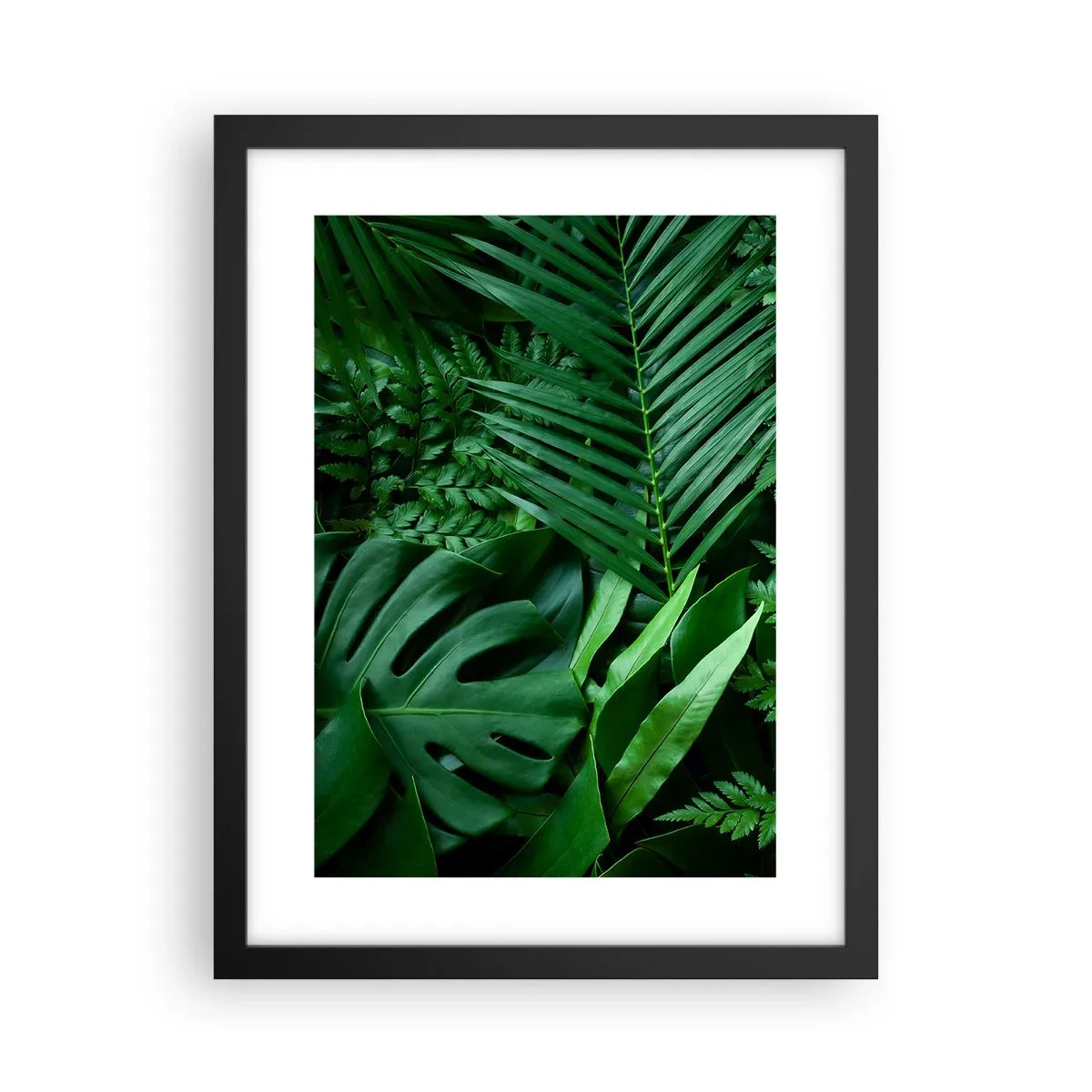 Poster in een zwarte lijst - Ineengedoken in het groen - 30x40 cm