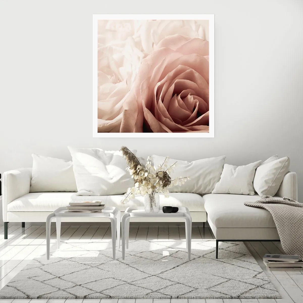 Poster - In het hart van een roos - 60x60 cm