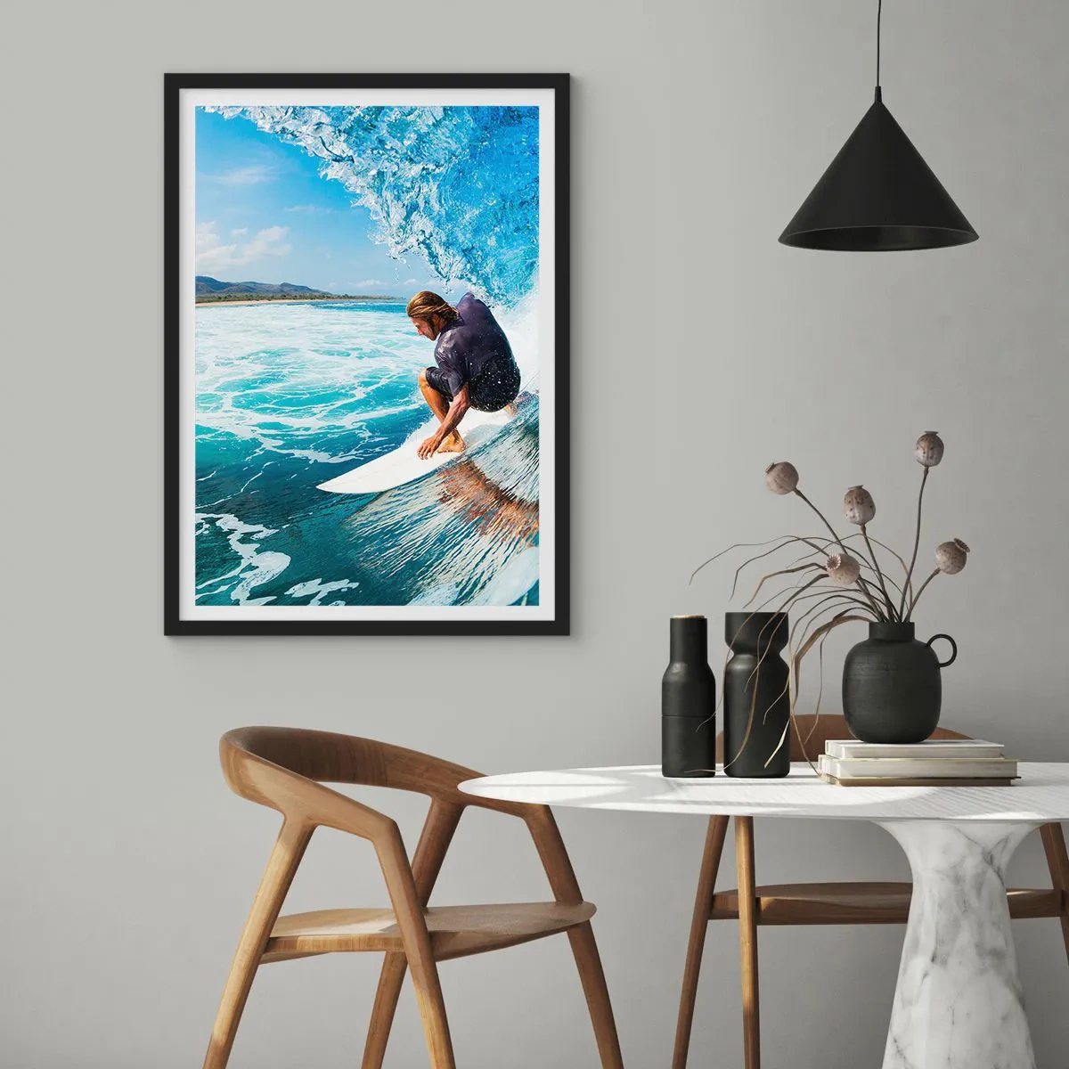 Poster in een zwarte lijst - Dansend met de golven - 40x50 cm