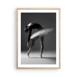 Een poster in een licht eiken lijst - Bella ballerina - 50x70 cm