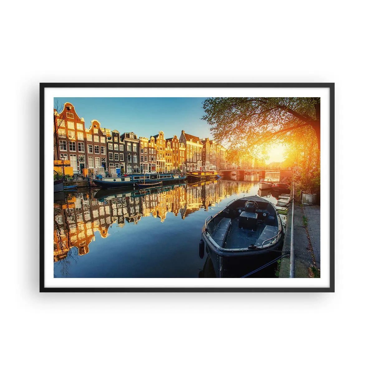 Poster in een zwarte lijst - Ochtend in Amsterdam - 100x70 cm
