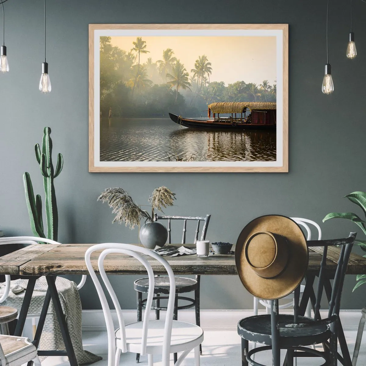 Een poster in een licht eiken lijst - Huis aan de rivier - 91x61 cm
