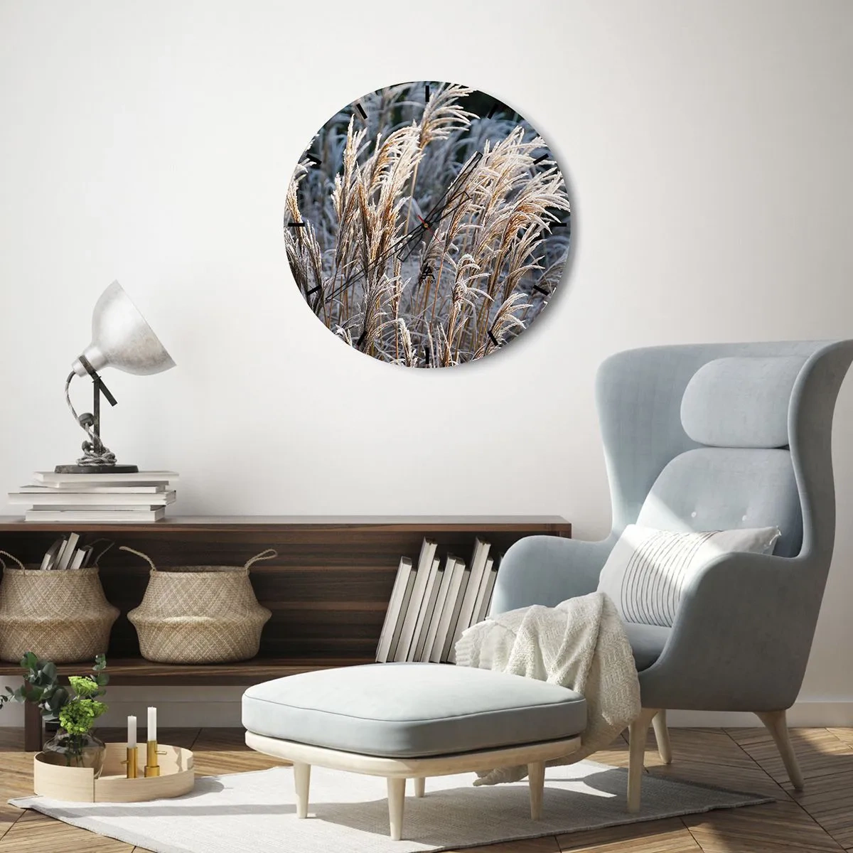 Wandklok - Klok - Gouden grassen bedekt met vorst in een winterlandschap - 30x30cm - Gekleed met vorst - Moderne wanddecoratie voor woonkamer, keuken en slaapkamer ARTTOR