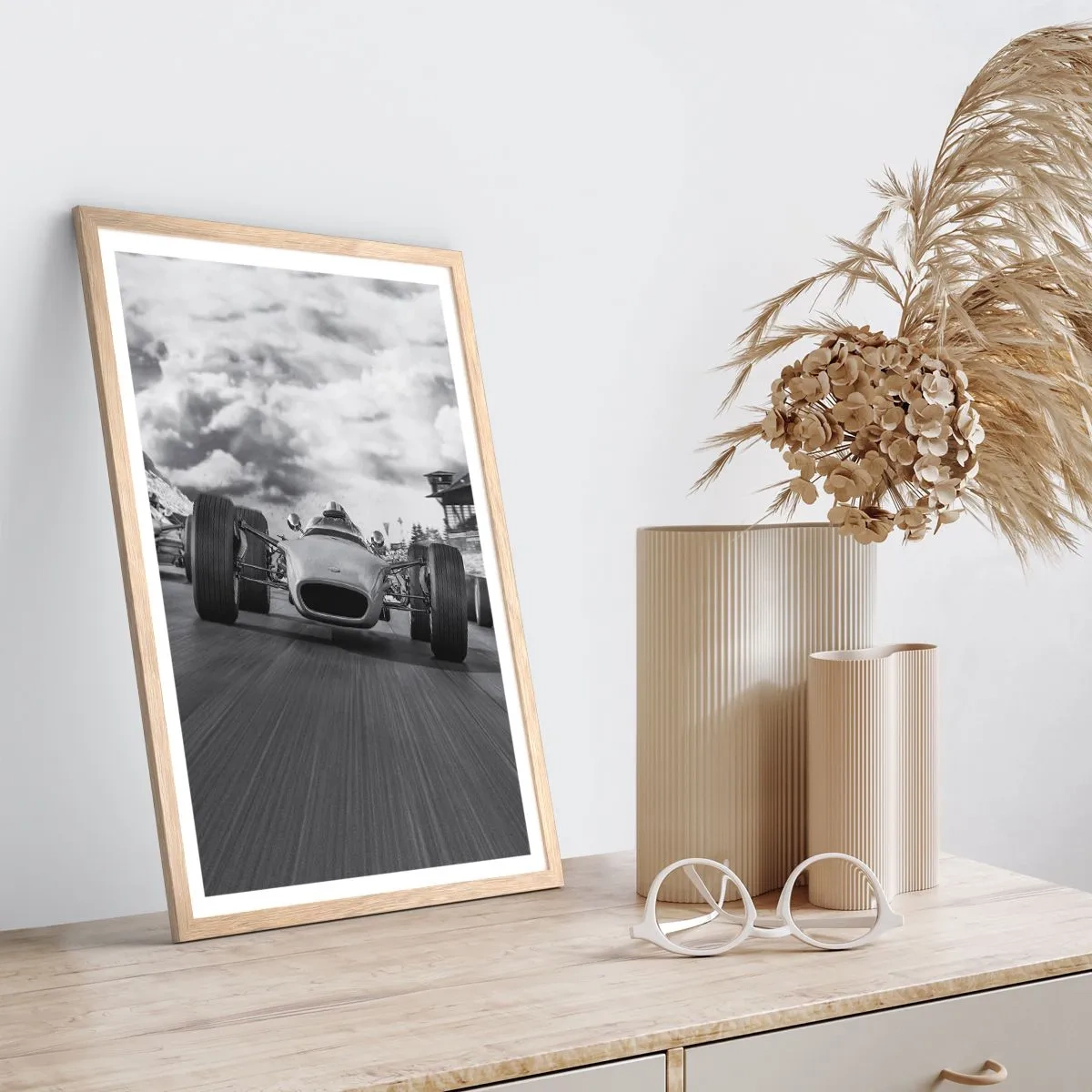 Een poster in een licht eiken lijst - Er is kracht! - 30x40 cm