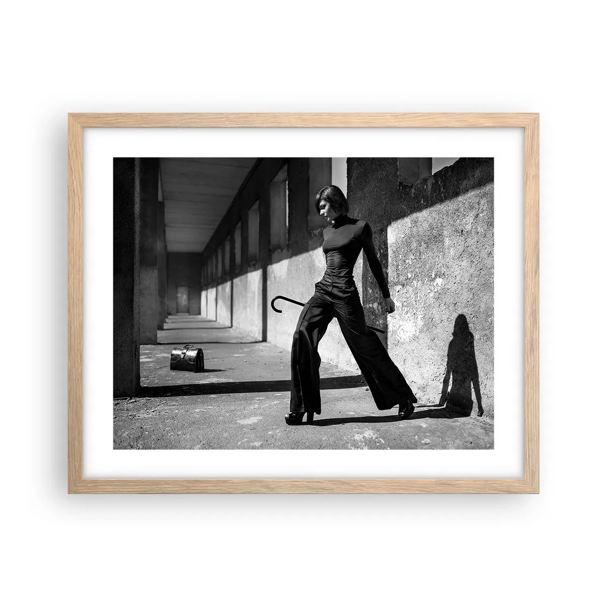 Een poster in een licht eiken lijst -   Stedelijke elegantie - 50x40 cm