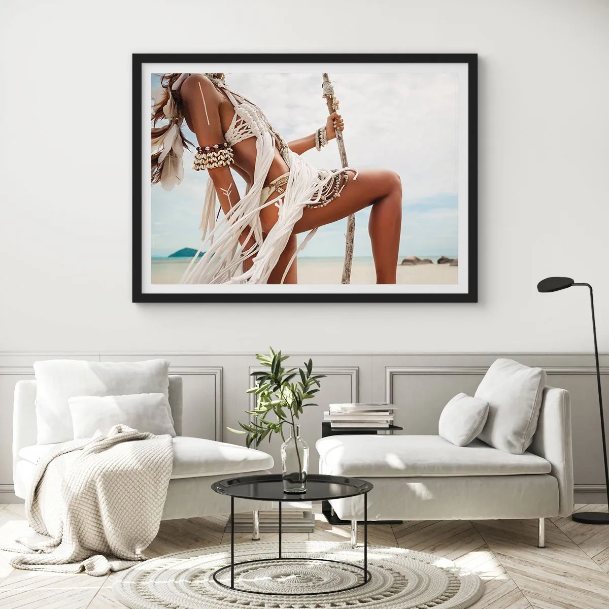 Poster in een zwarte lijst - Een priesteres van de zon - 40x30 cm