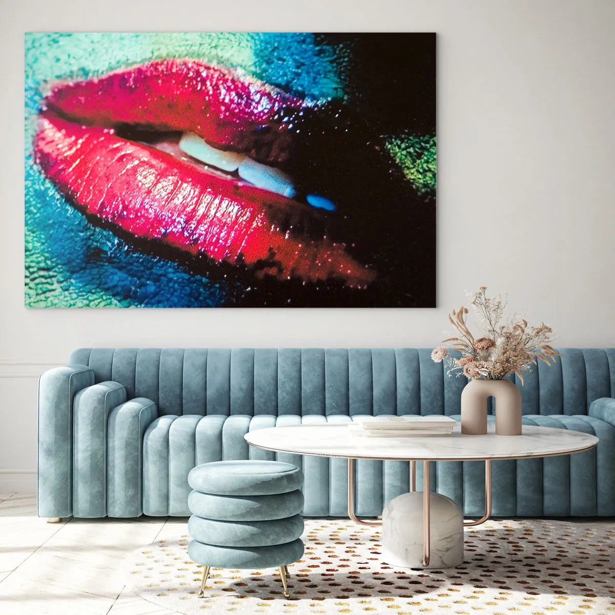 Schilderen op glas - Rode lippen tegen een achtergrond van intense kleuren - 70x50cm - Sensueel en verontrustend - Moderne wanddecoratie voor woonkamer en slaapkamer ARTTOR