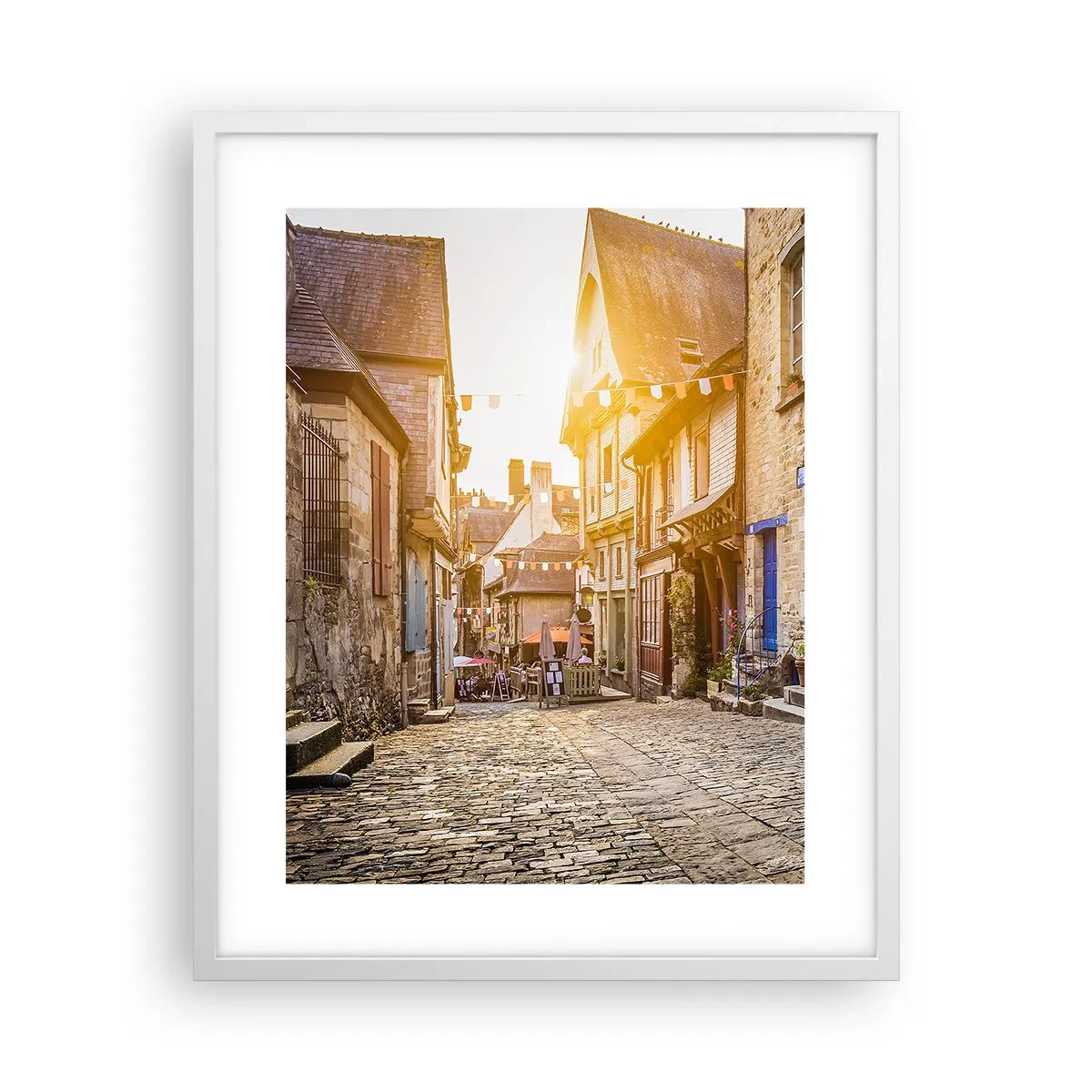 Poster in een witte lijst - De witte geest van het stadje - 40x50 cm