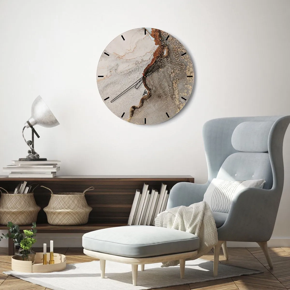 Wandklok - Klok - Een abstracte compositie in tinten goud en grijs. - 30x30cm - Op de grens van kleuren - Moderne wanddecoratie voor woonkamer, keuken en slaapkamer ARTTOR