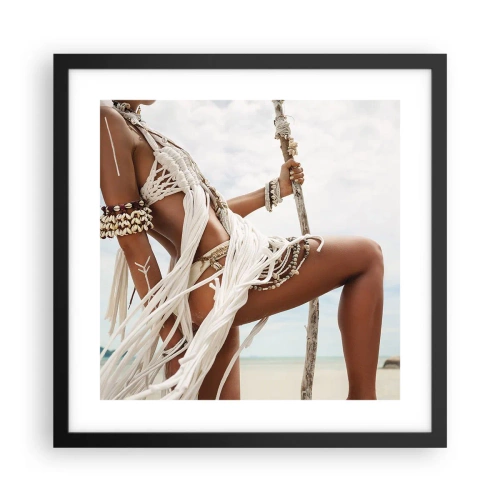 Poster in een zwarte lijst - Een priesteres van de zon - 40x40 cm