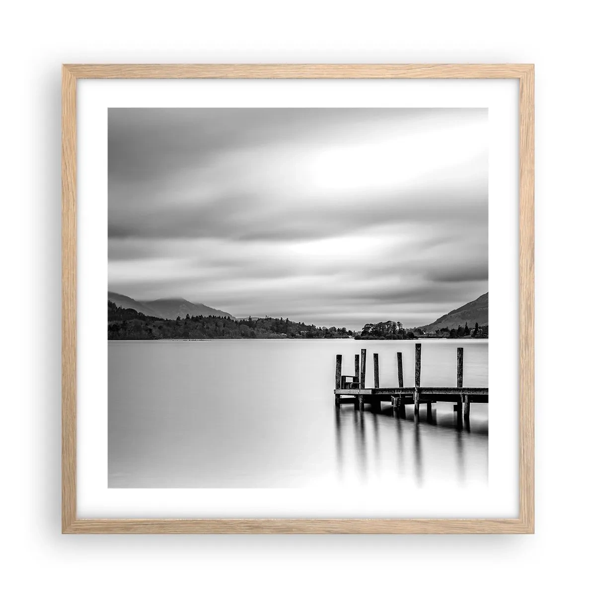 Een poster in een licht eiken lijst - Zachtheid en kracht - 50x50 cm