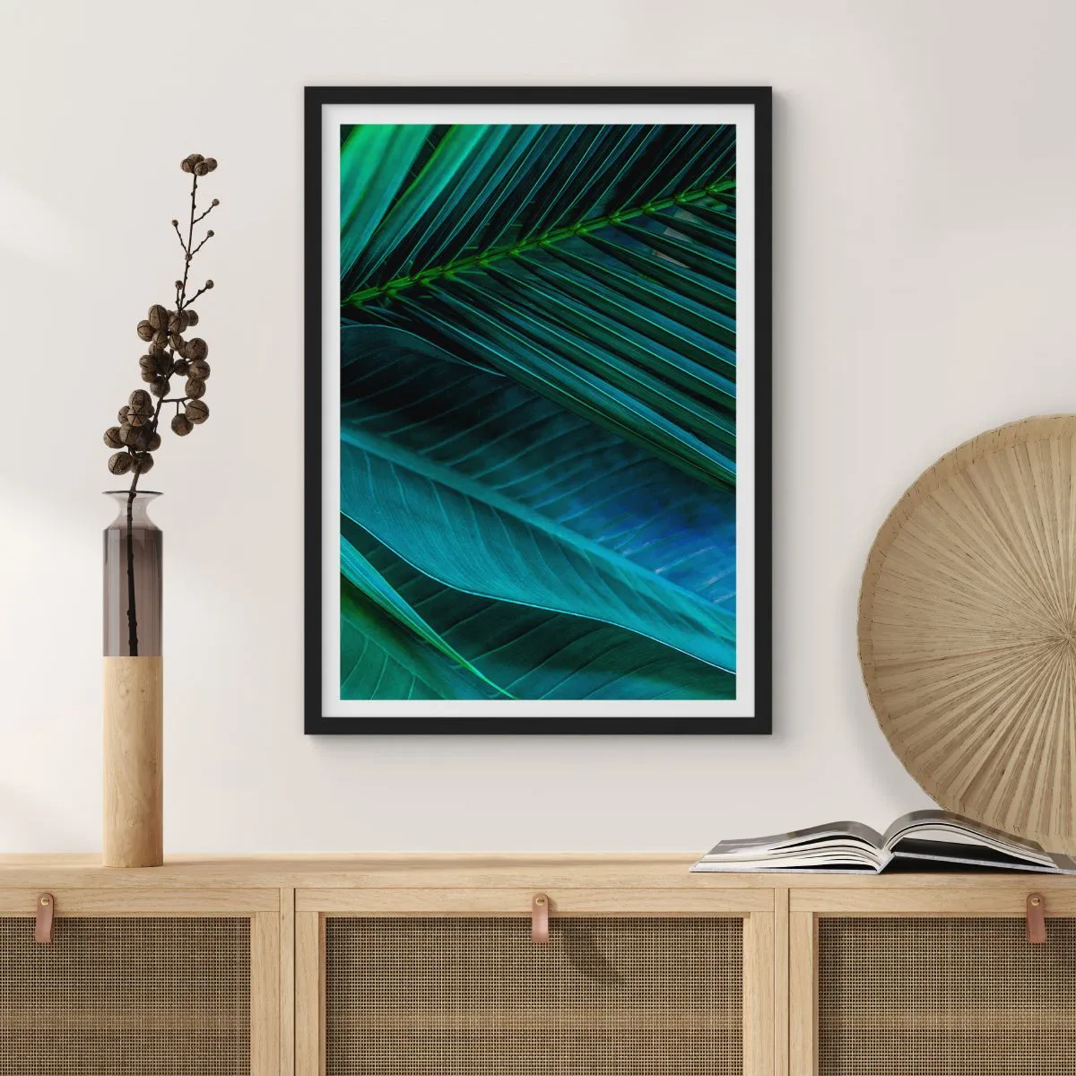 Poster in een zwarte lijst - Tropische bladeren in tinten diepgroen - 50x70cm - De anatomie van groen - Moderne wanddecoratie voor woonkamer en slaapkamer ARTTOR