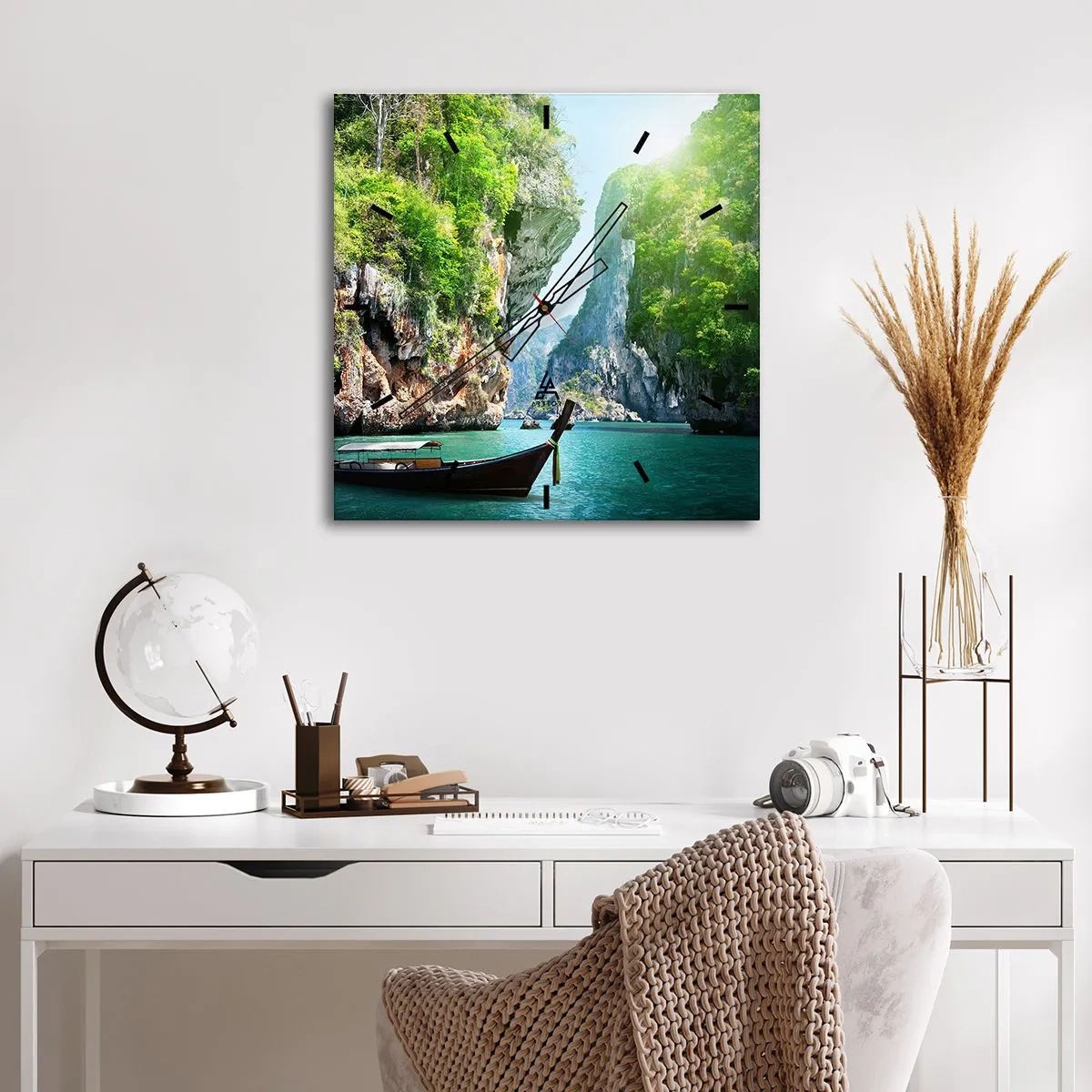 Wandklok - Klok - Een uitnodiging voor een exotische reis - 30x30 cm