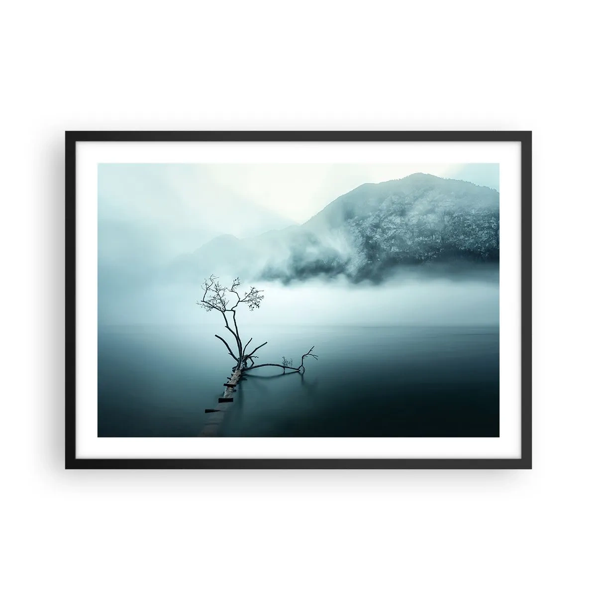 Poster in een zwarte lijst - Van water en mist - 70x50 cm