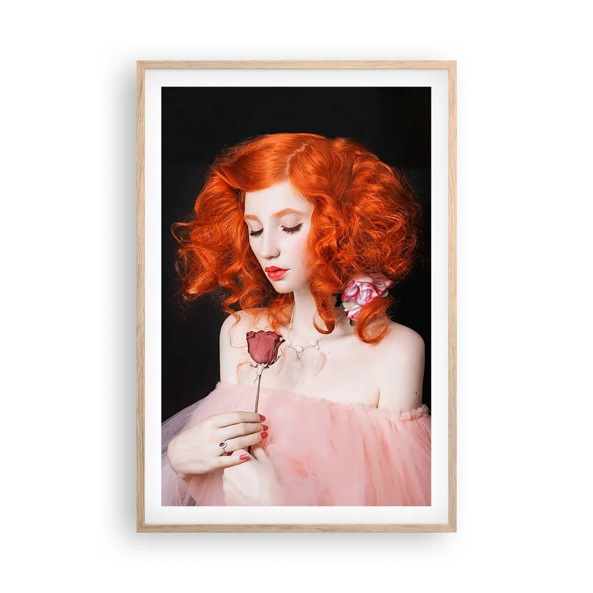 Een poster in een licht eiken lijst - In barokstijl - 61x91 cm