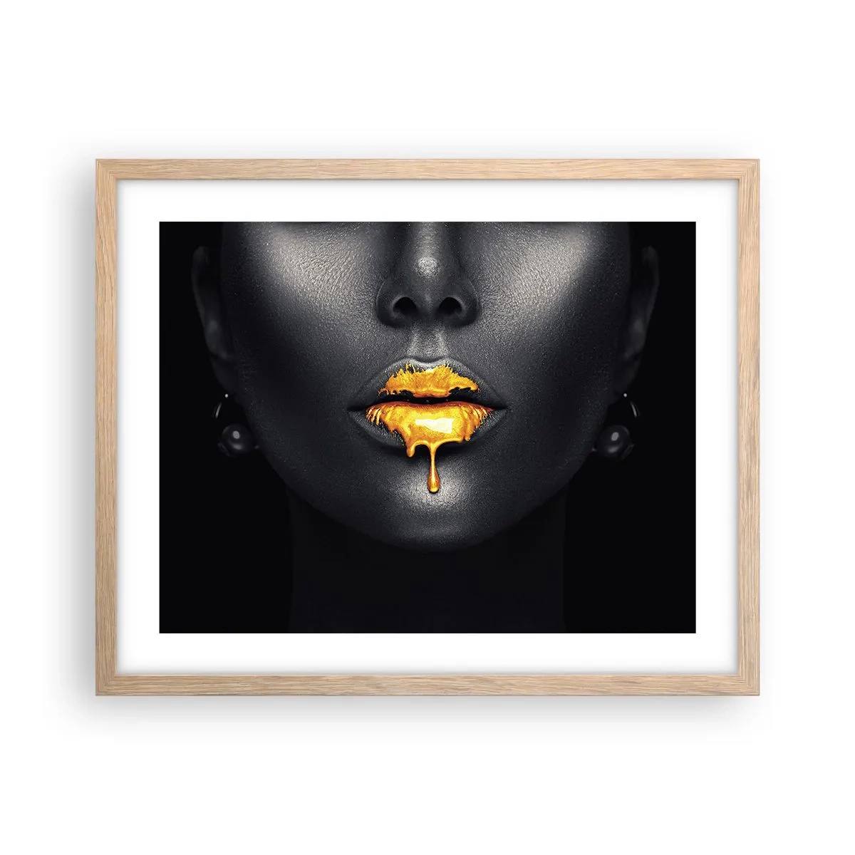 Een poster in een licht eiken lijst - Goldmouth - 50x40 cm