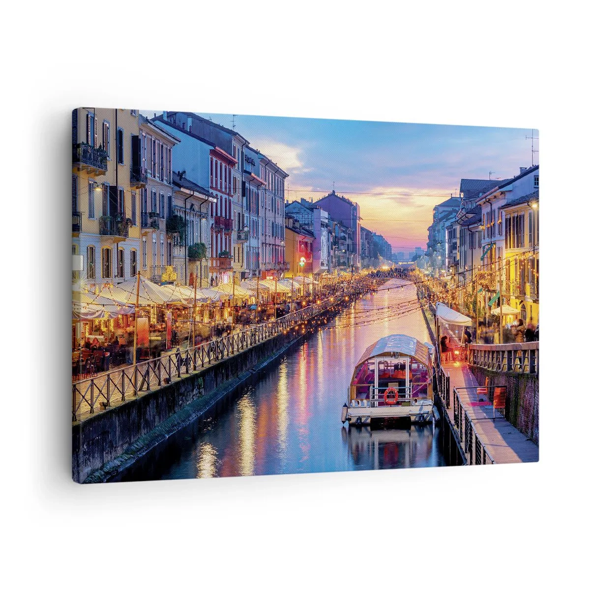 Schilderen op canvas - Een verlicht kanaal omgeven door kleurrijke gebouwen - 70x50cm - Een avond vol licht en plezier - Moderne wanddecoratie voor woonkamer en slaapkamer ARTTOR