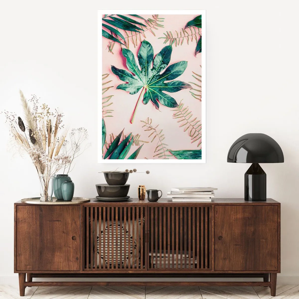 Poster - Een studie van groen op een roze achtergrond - 70x100 cm