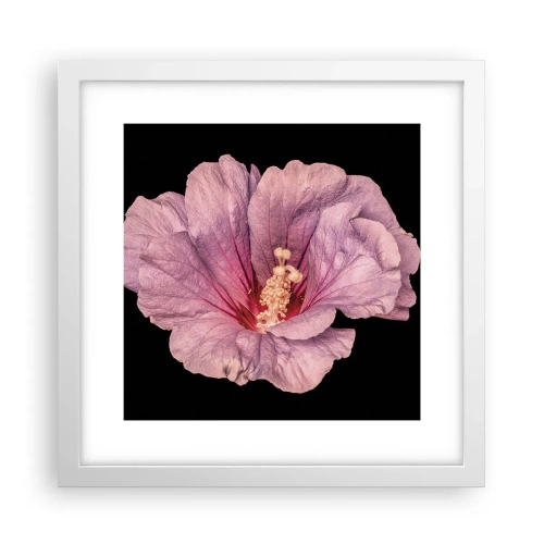 Poster in een witte lijst - Recht in het hart - 30x30 cm