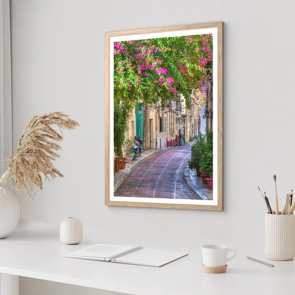 Een poster in een licht eiken lijst - Bloeiende steeg - 40x50 cm