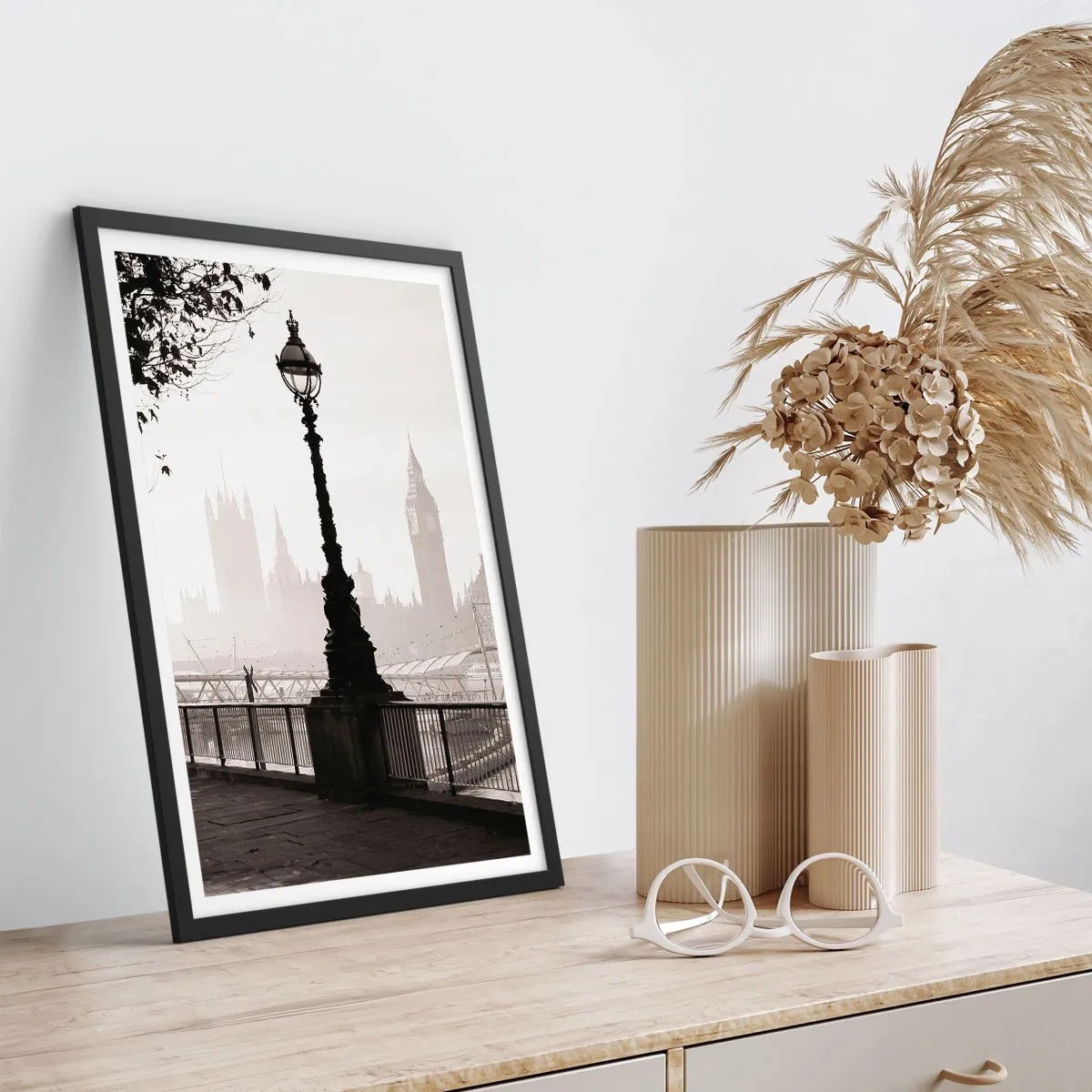 Poster in een zwarte lijst - Ochtend in Londen - 30x40 cm