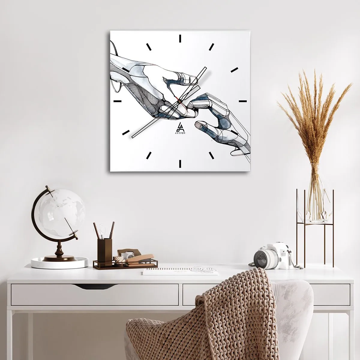 Wandklok - Klok - Een goed gebaar - 30x30 cm
