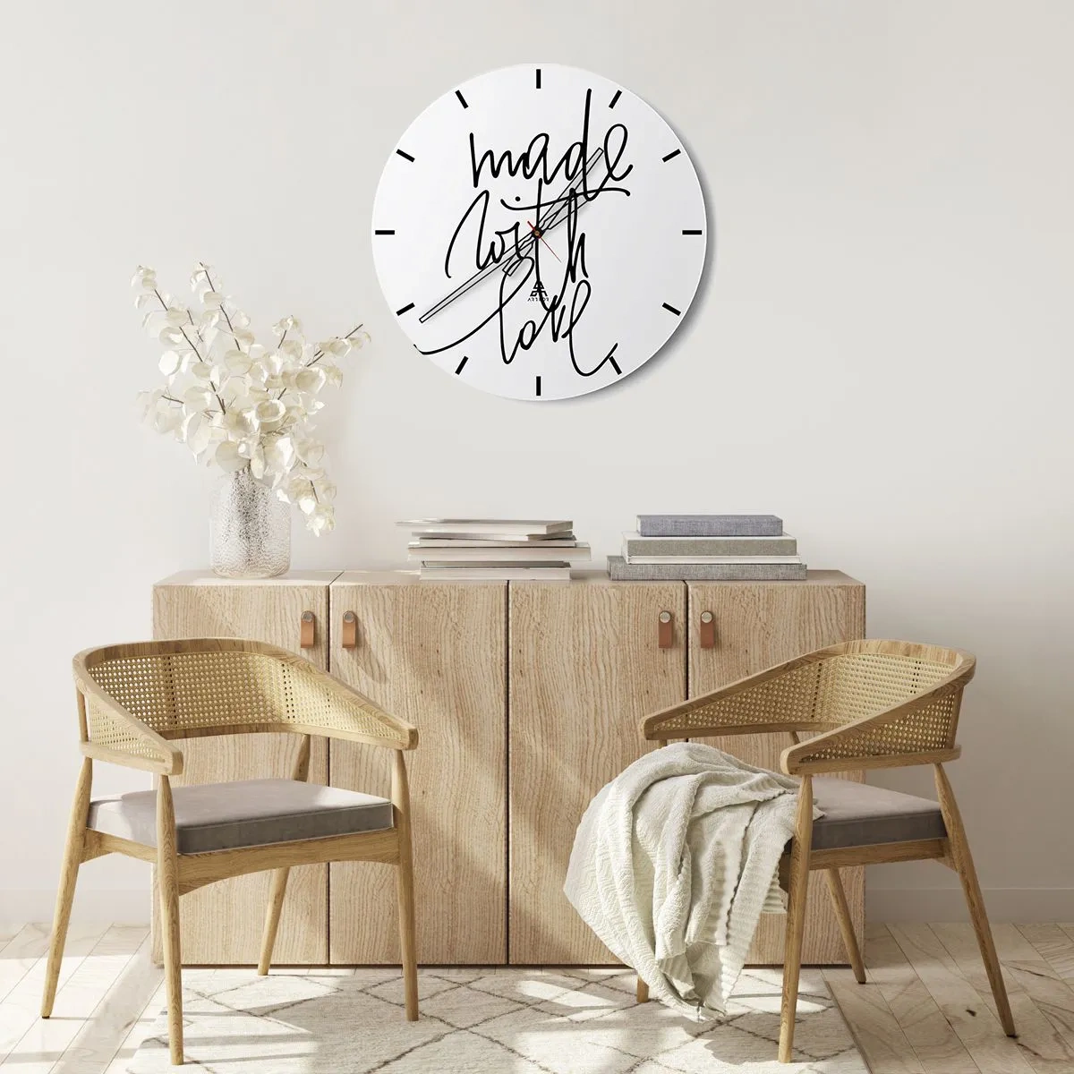 Wandklok - Klok - Minimalistische klok met het opschrift 'Made with love' - 30x30cm - Het beste merk - Moderne wanddecoratie voor woonkamer, keuken en slaapkamer ARTTOR